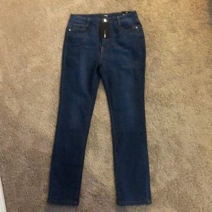 Skinny jeans